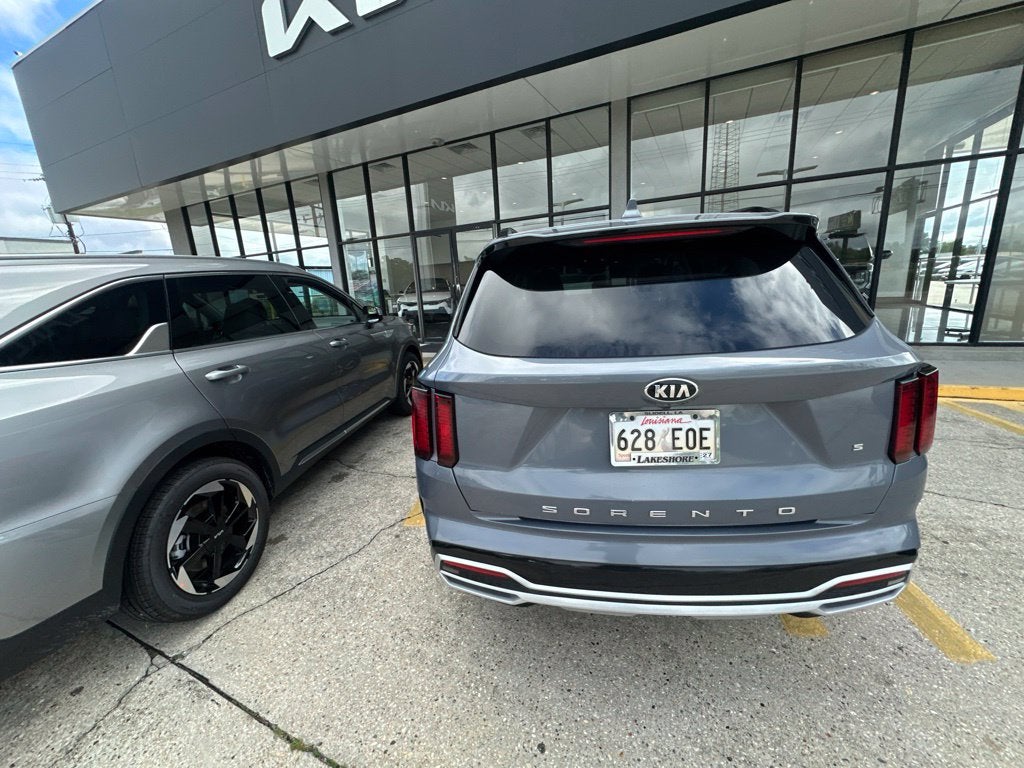 2021 Kia Sorento S