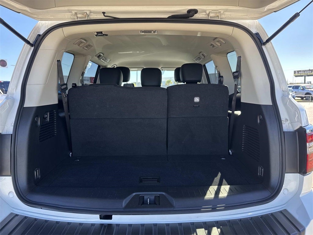 2024 Nissan Armada SV 4WD