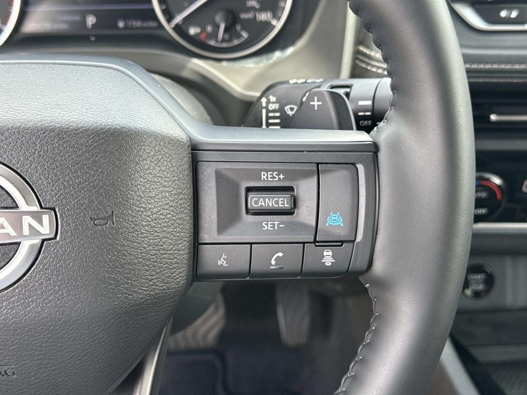 2025 Nissan Rogue SV FWD