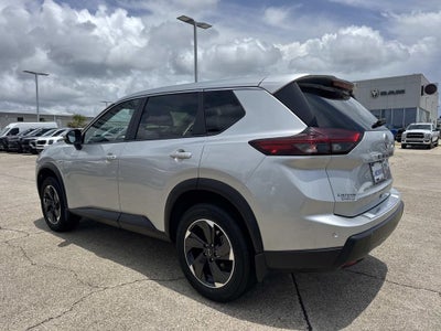 2025 Nissan Rogue SV FWD