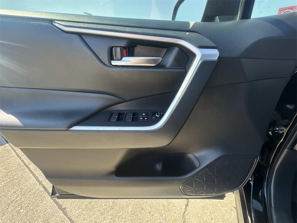 2022 Toyota RAV4 Hybrid Hybrid SE