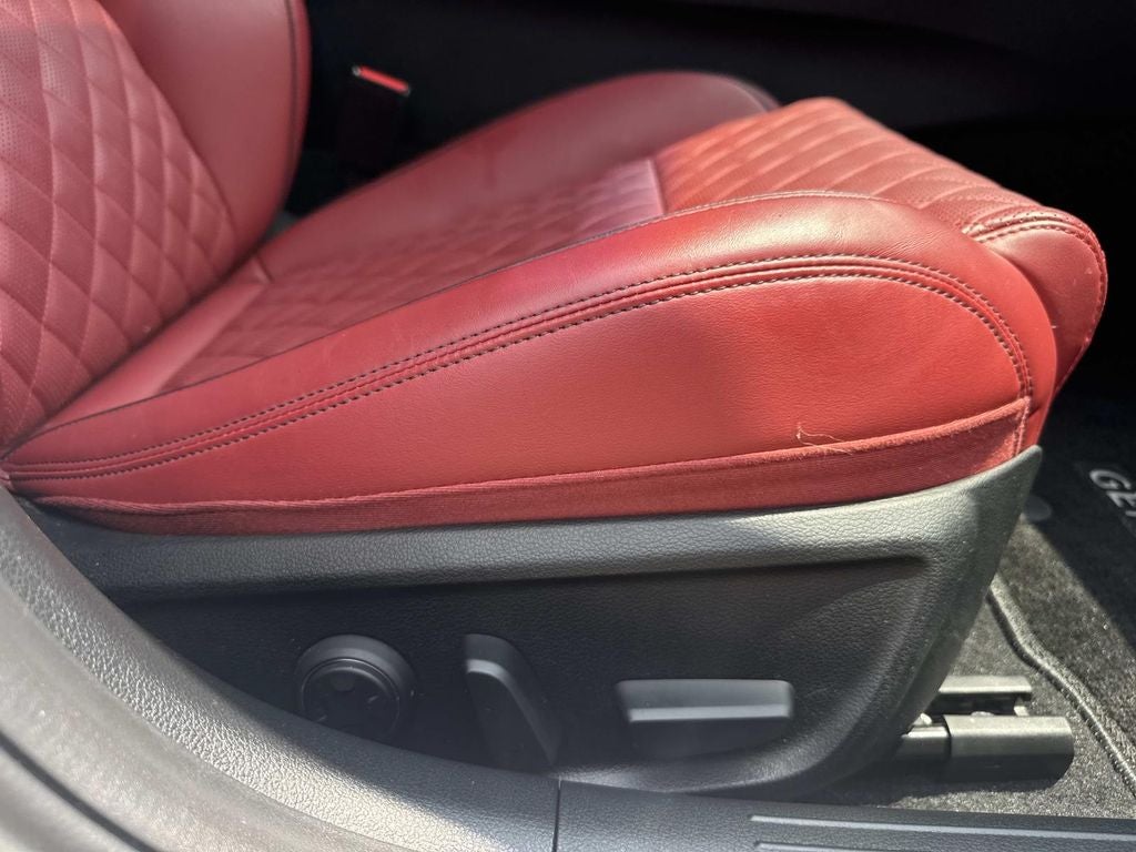 2023 Genesis G70 3.3T RWD