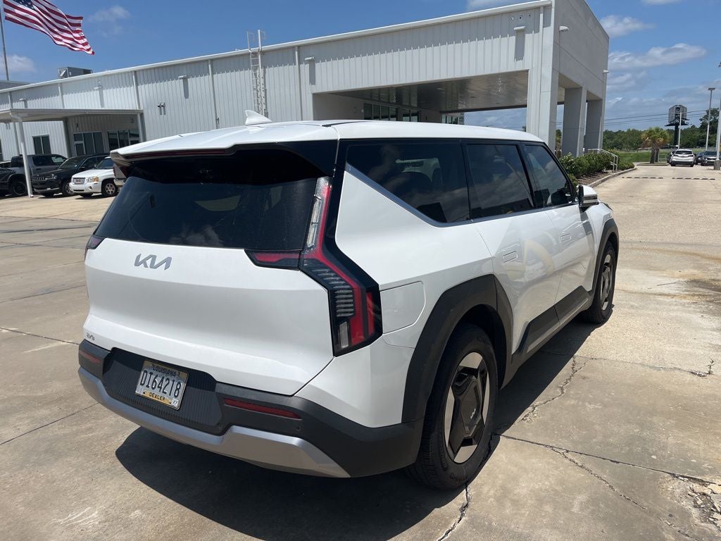 2024 Kia EV9 Light Long Range