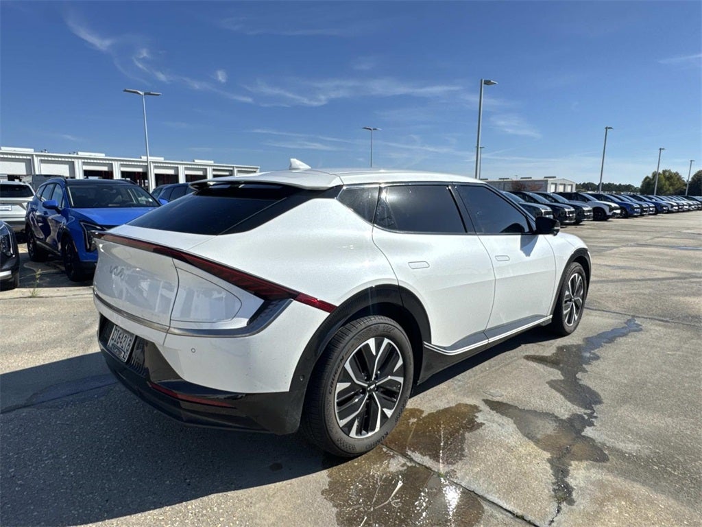 2024 Kia EV6 Wind