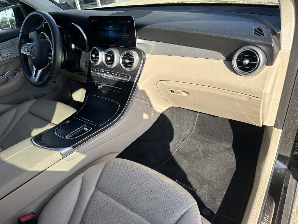 2022 Mercedes-Benz GLC GLC 300
