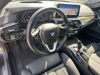2022 BMW 5 Series 530i