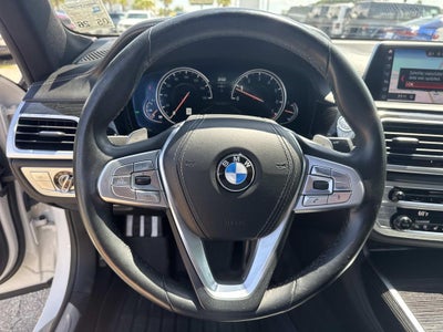 2019 BMW 750i 750i