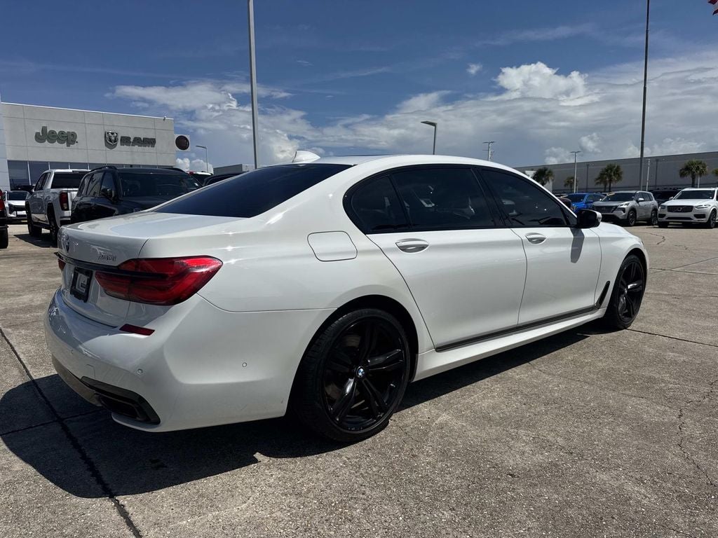 2019 BMW 750i 750i