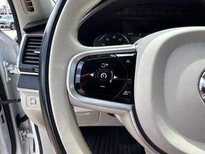 2020 Volvo XC90 T5 Momentum 7 Passenger