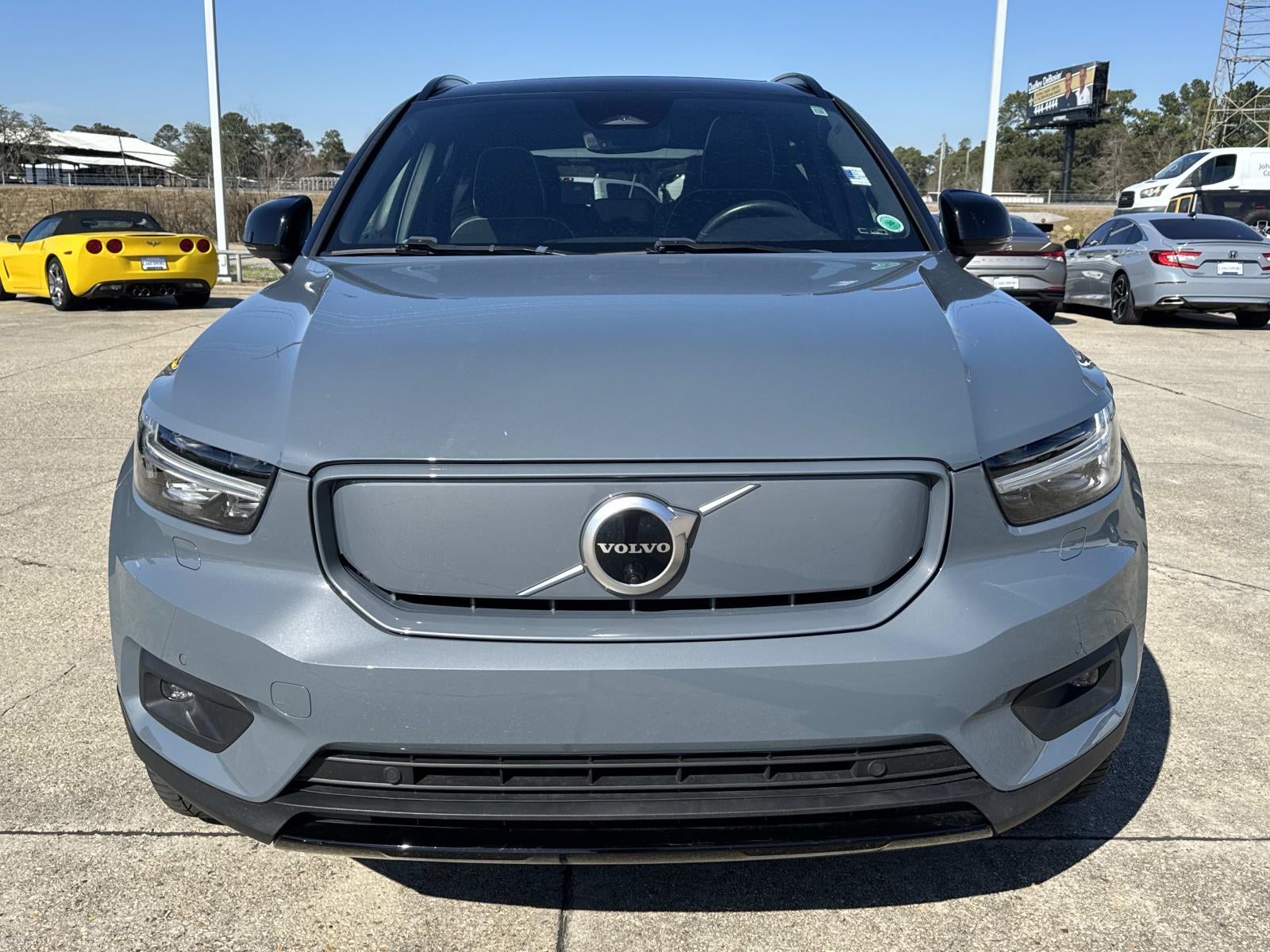 2021 Volvo XC40 Recharge Pure Electric P8