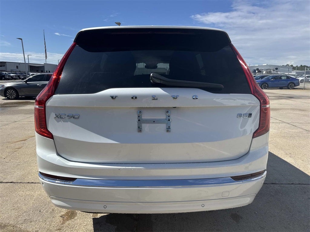 2025 Volvo XC90 B5 Plus