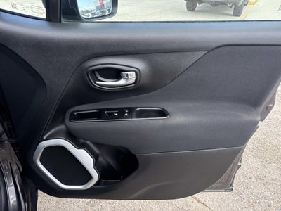 2021 Jeep Renegade Latitude FWD