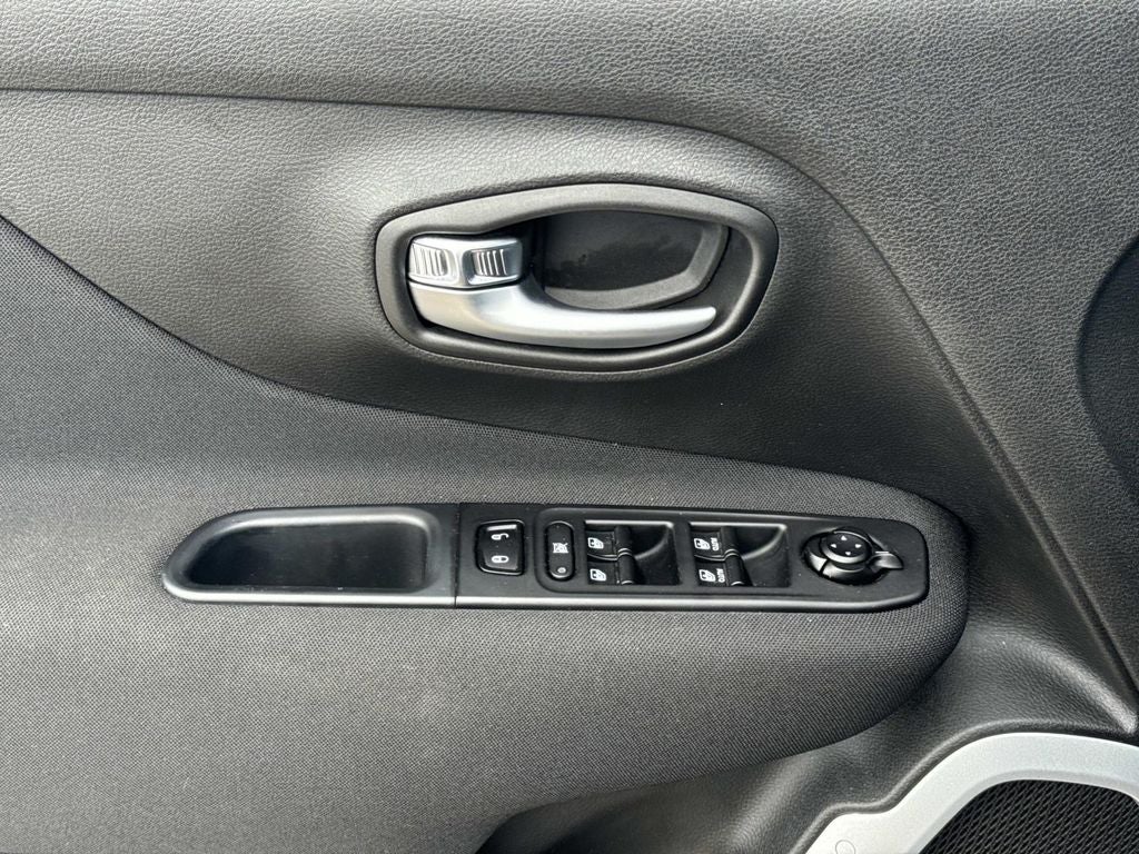 2021 Jeep Renegade Latitude FWD