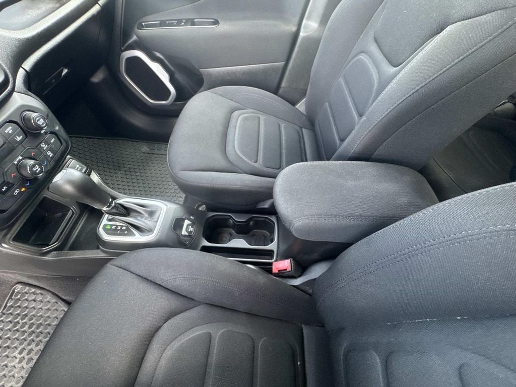 2021 Jeep Renegade Latitude FWD