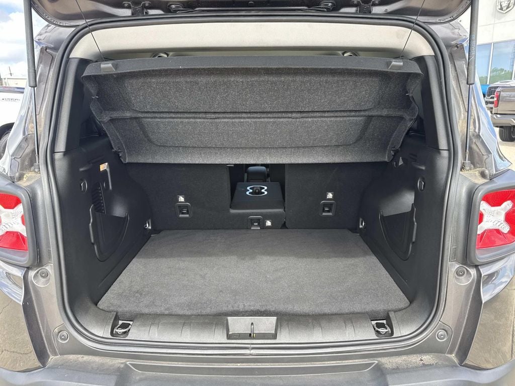 2021 Jeep Renegade Latitude FWD