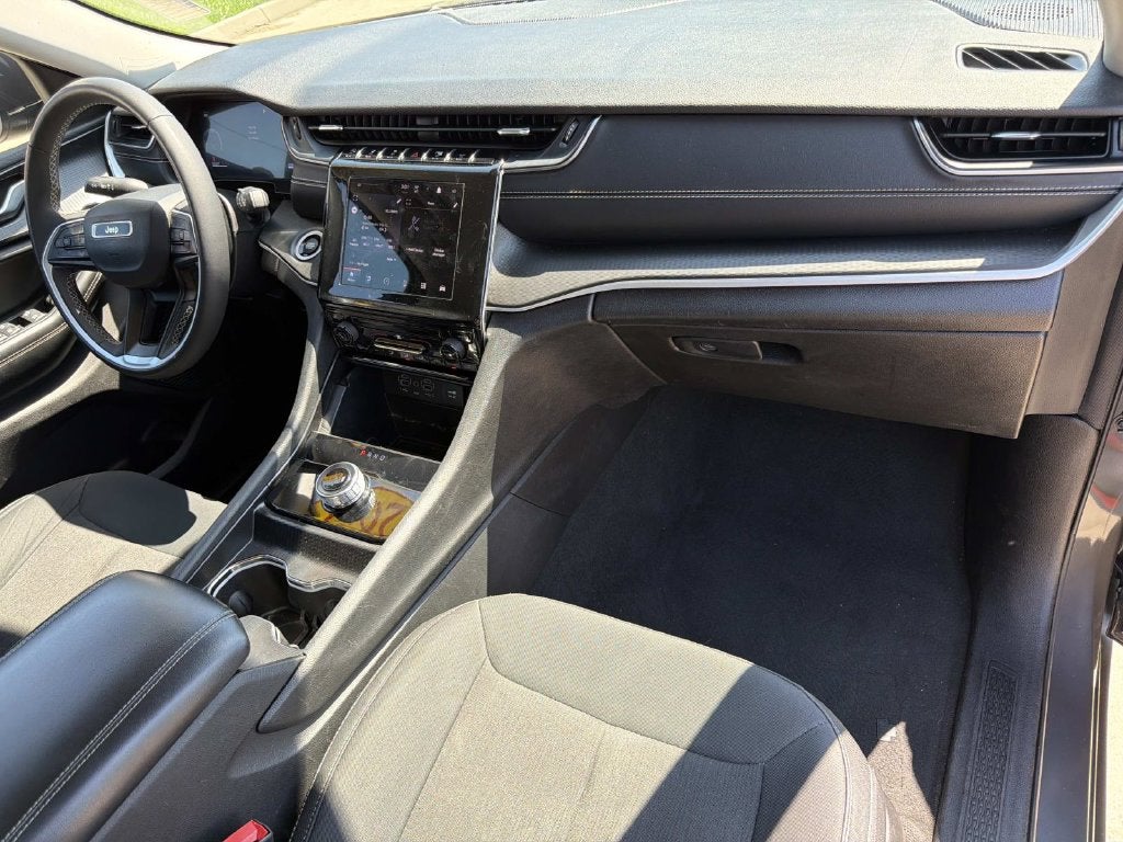 2024 Jeep Grand Cherokee Laredo