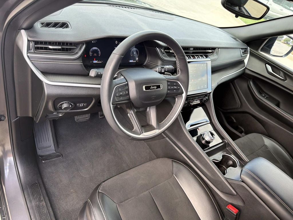 2024 Jeep Grand Cherokee Altitude X 4x2