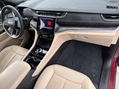 2023 Jeep Grand Cherokee Limited 4x2