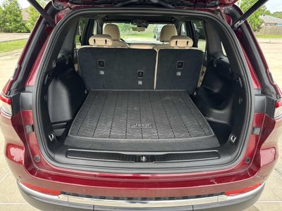 2023 Jeep Grand Cherokee Limited 4x2