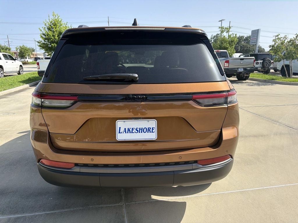 2026 Jeep Grand Cherokee Limited 4x2
