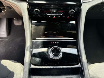 2025 Jeep Grand Cherokee Laredo 4x4