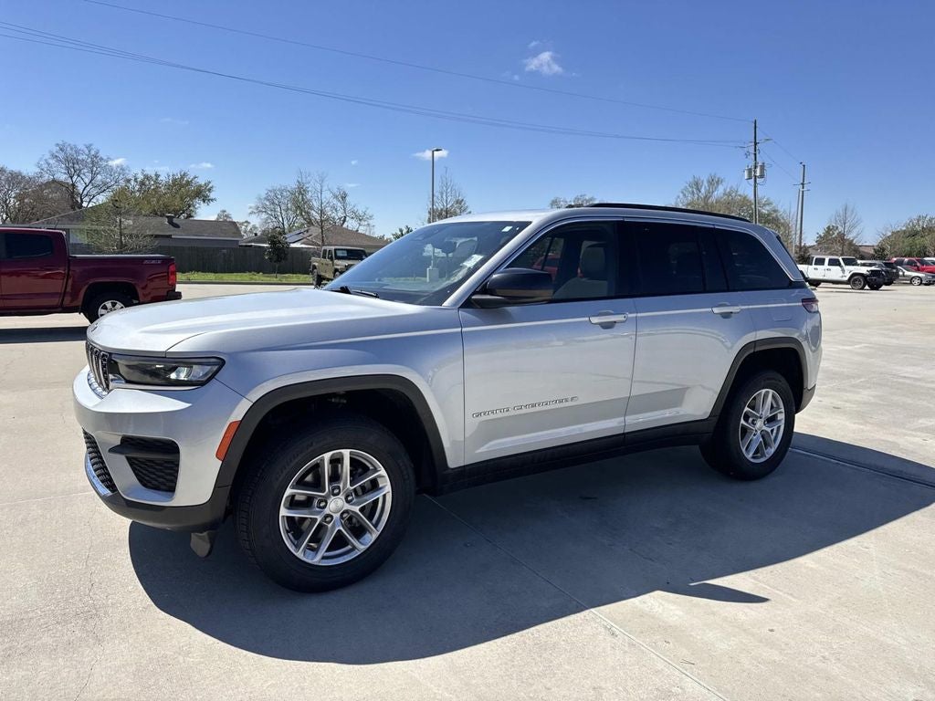 2024 Jeep Grand Cherokee Laredo X 4x4