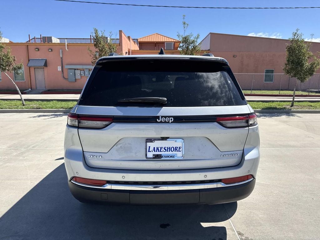 2024 Jeep Grand Cherokee Laredo X 4x4