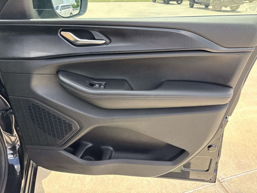 2025 Jeep Grand Cherokee Laredo X 4x4