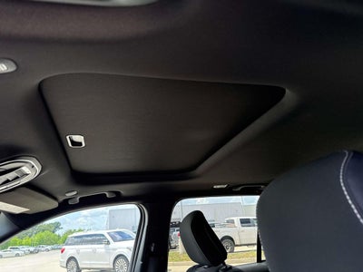 2025 Jeep Grand Cherokee Laredo X 4x4