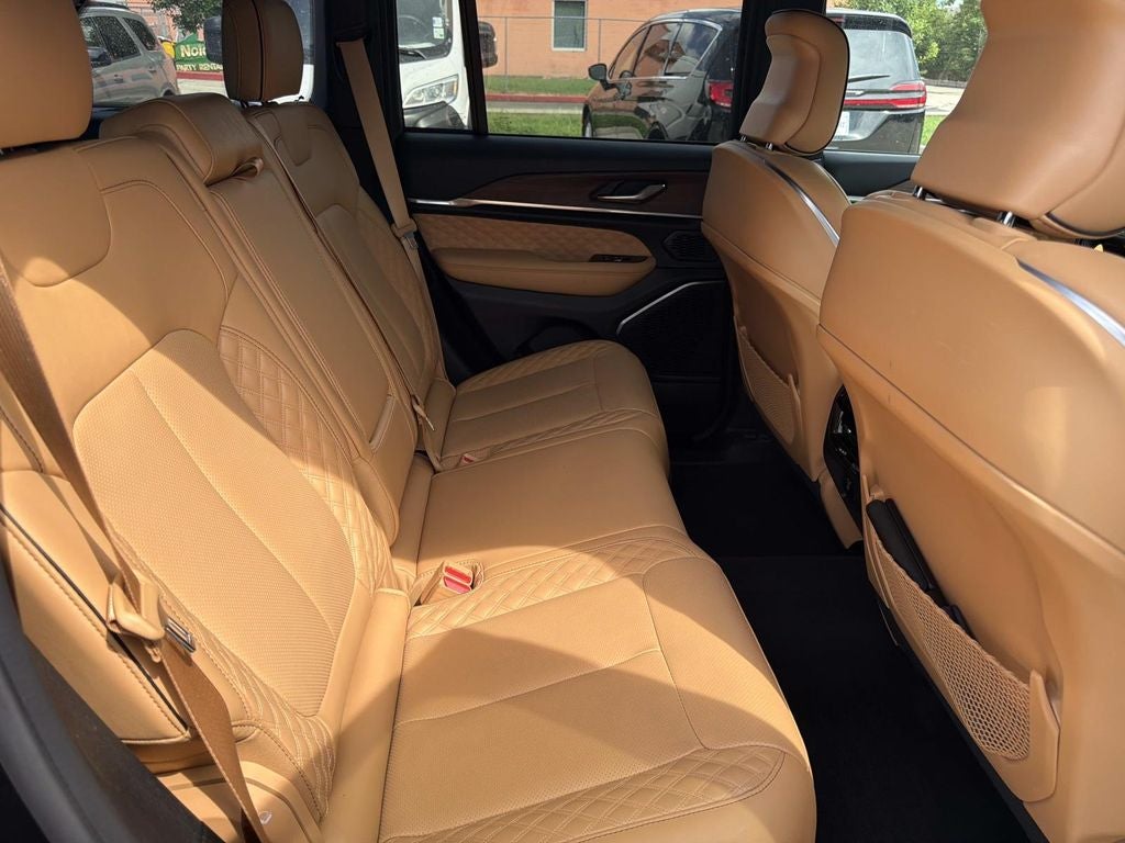 2024 Jeep Grand Cherokee Summit