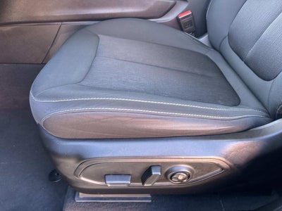 2023 Jeep Grand Cherokee L Laredo 4x2