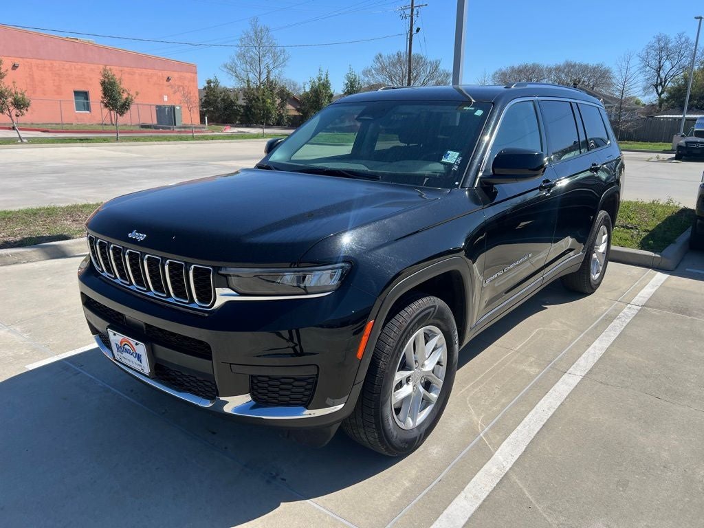 2023 Jeep Grand Cherokee L Laredo 4x2