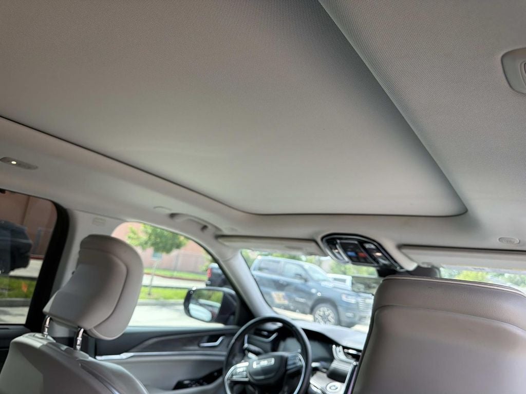 2021 Jeep Grand Cherokee L Overland 4x2