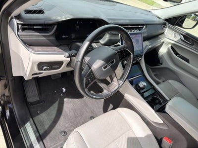2021 Jeep Grand Cherokee L Overland 4x2
