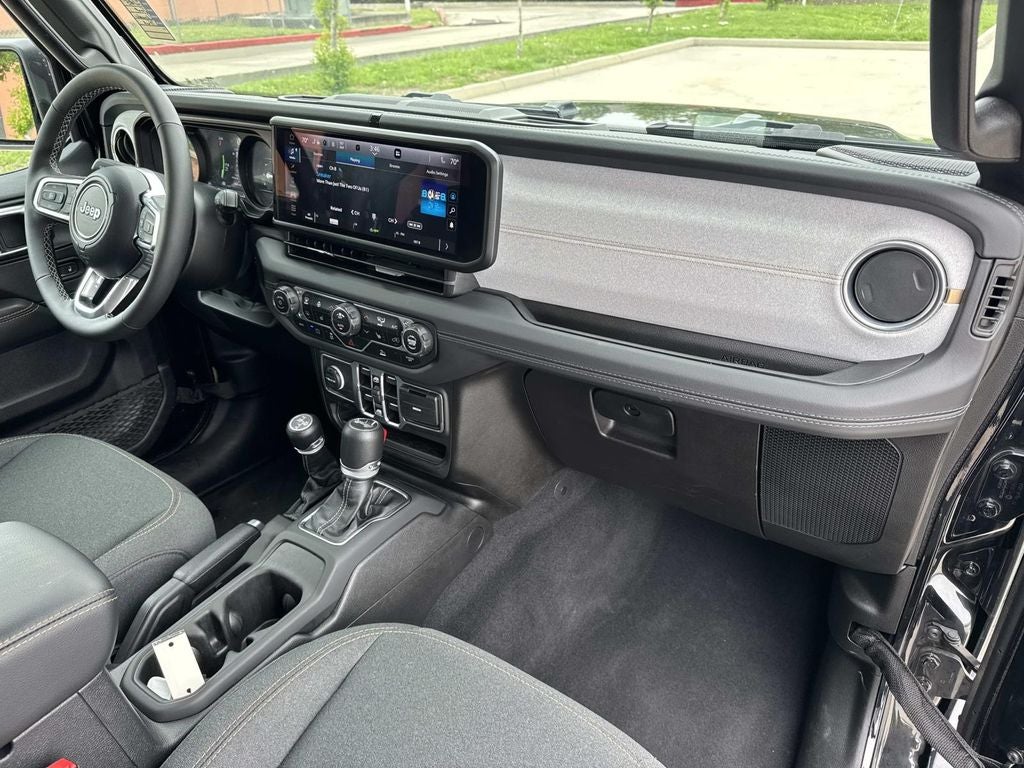 2025 Jeep Wrangler 4xe Sahara 4xe
