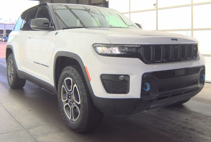 2022 Jeep Grand Cherokee 4xe Trailhawk 4x4