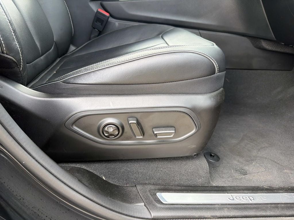 2023 Jeep Grand Cherokee 4xe Overland