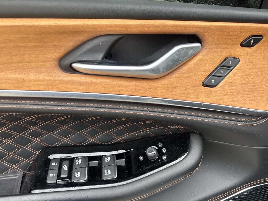 2023 Jeep Grand Cherokee 4xe Summit Reserve