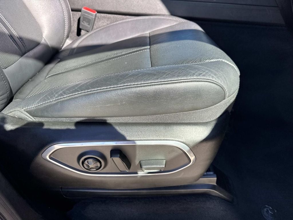 2024 Jeep Wagoneer Series II 4x2