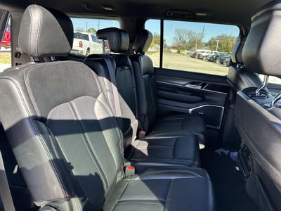 2024 Jeep Wagoneer Series II 4x2