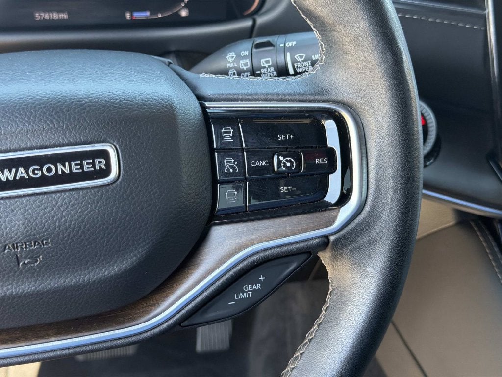 2023 Jeep Grand Wagoneer Base