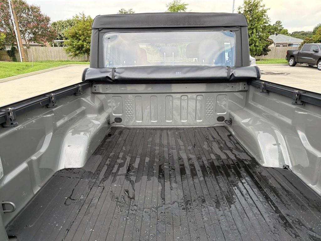 2023 Jeep Gladiator Sport