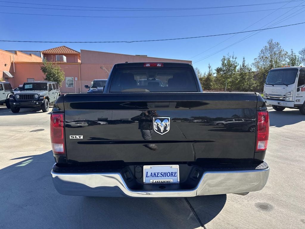 2024 RAM 1500 Classic SLT Quad Cab 4x2 6'4' Box