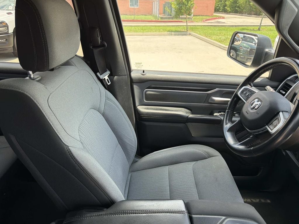 2022 RAM 1500 Big Horn Crew Cab 4x4 5'7' Box