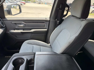 2022 RAM 1500 Big Horn Crew Cab 4x4 5'7' Box