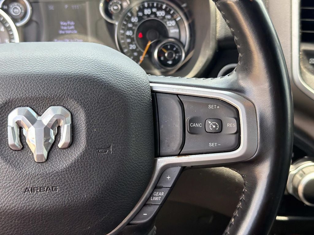 2022 RAM 1500 Big Horn Crew Cab 4x4 5'7' Box
