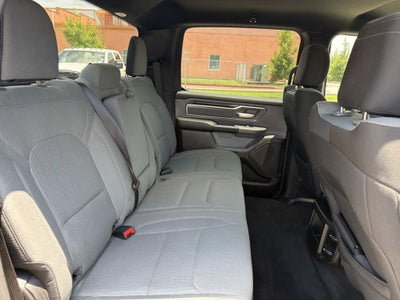 2022 RAM 1500 Big Horn Crew Cab 4x4 5'7' Box