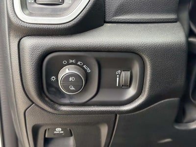2023 RAM 1500 Big Horn Crew Cab 4x4 5'7' Box