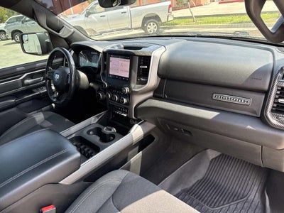 2022 RAM 1500 Big Horn Crew Cab 4x4 6'4' Box