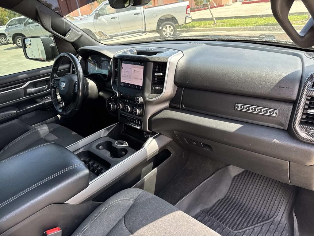 2022 RAM 1500 Big Horn Crew Cab 4x4 6'4' Box
